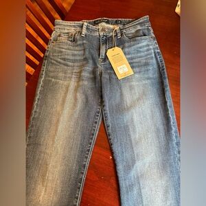 NWT Lucky Brand size 28 Jeans